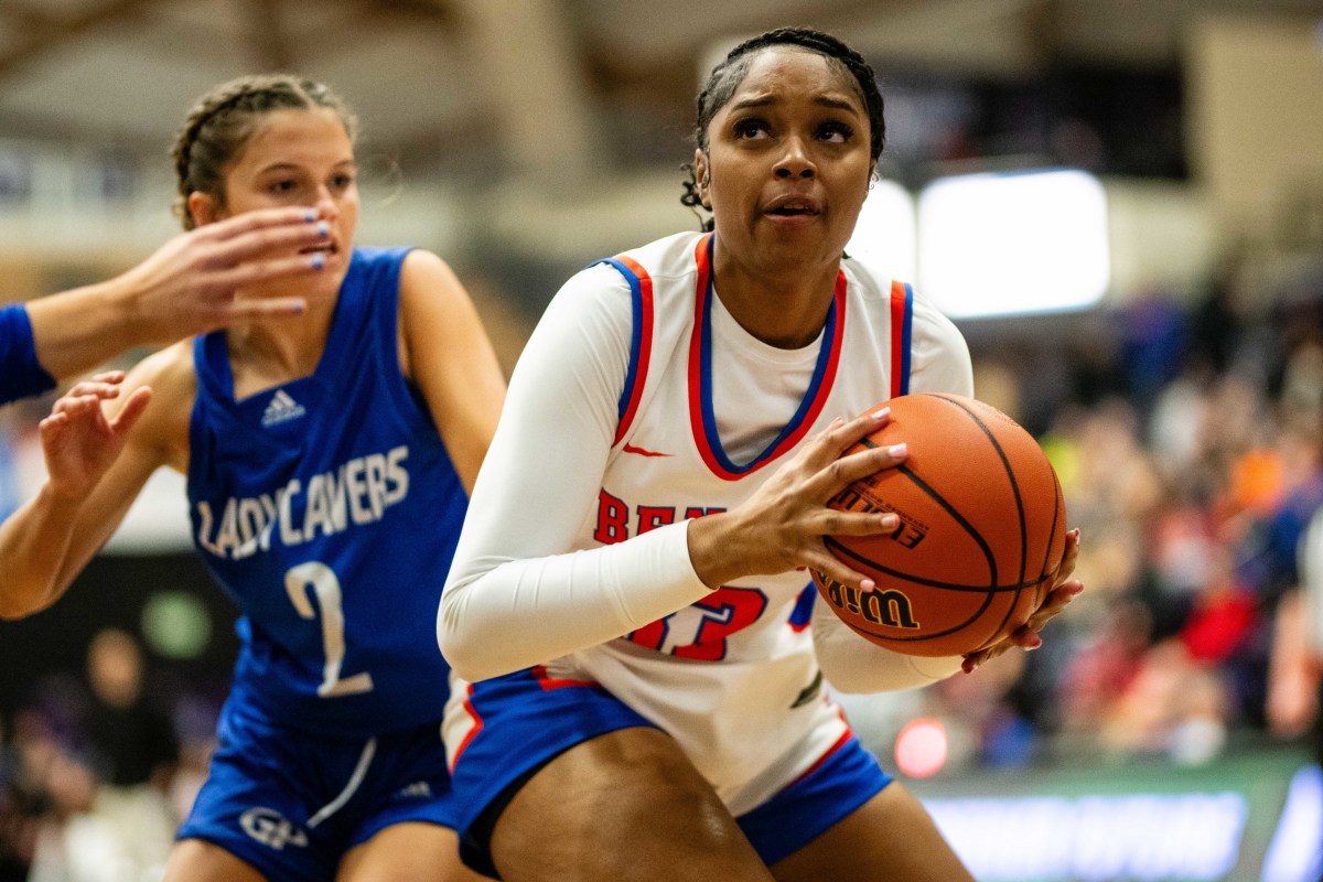 Benson Grants Pass 6A Oregon girls basketball quarterfinal 2024 Naji Saker -18
